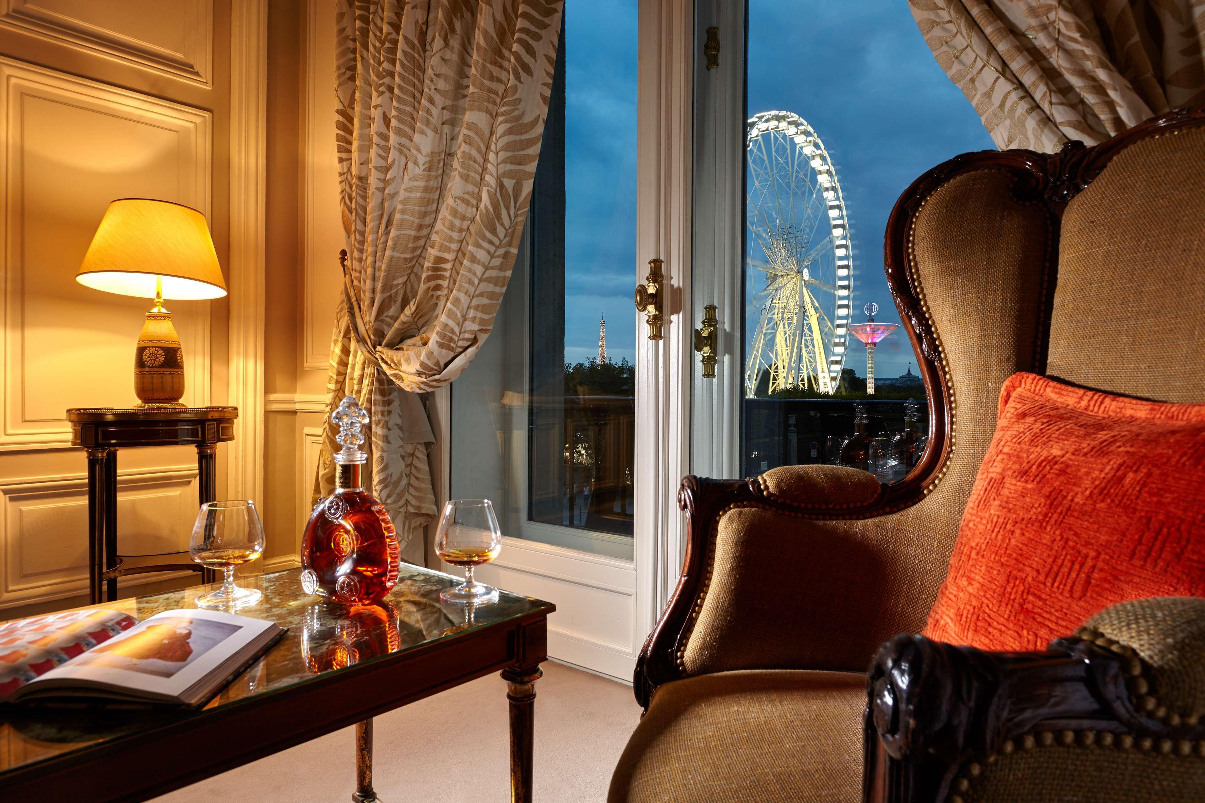 Hotel Regina Louvre Paris Bagian luar foto The London InterContinental