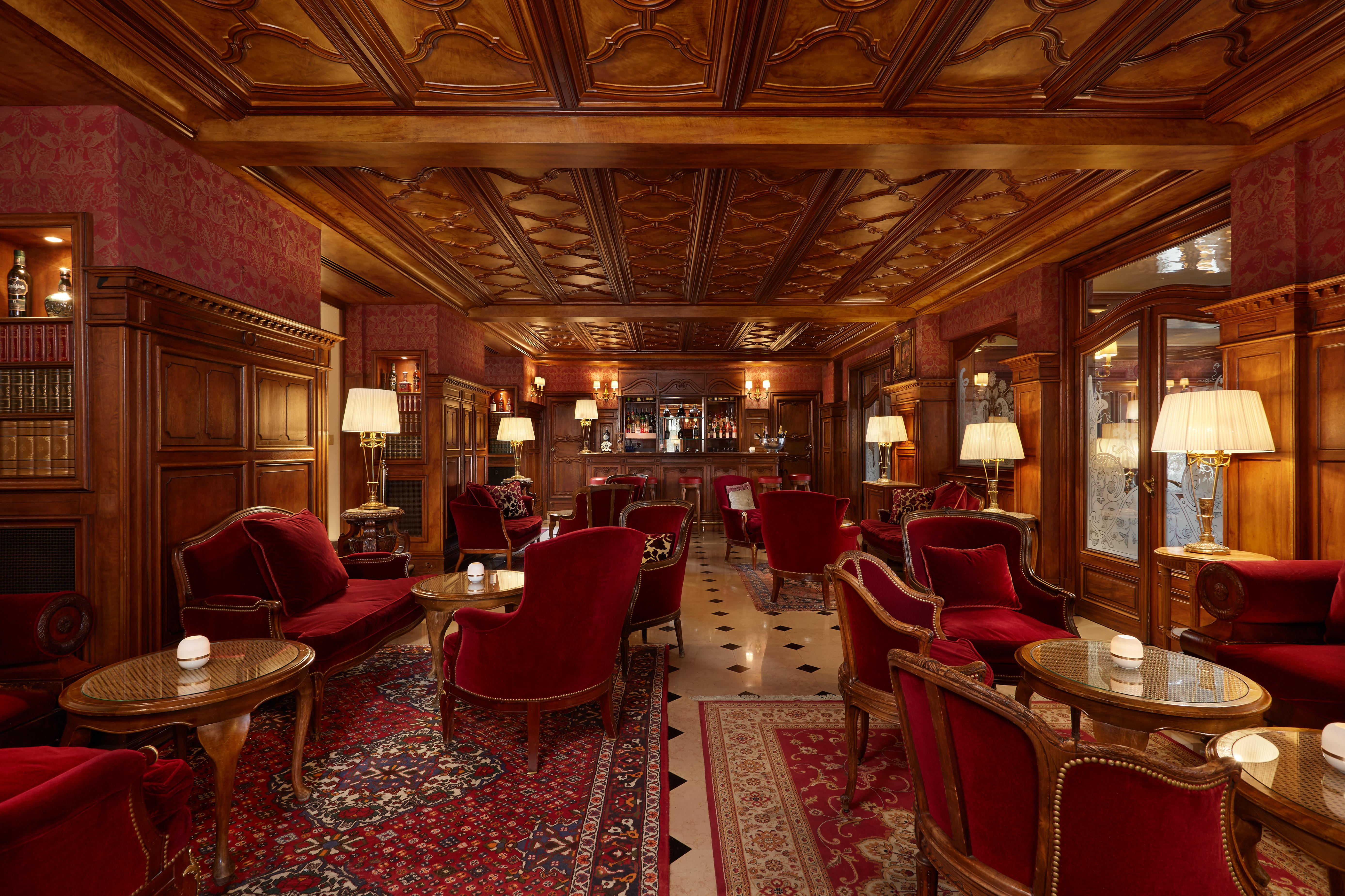 Hotel Regina Louvre Paris Bagian luar foto The bar
