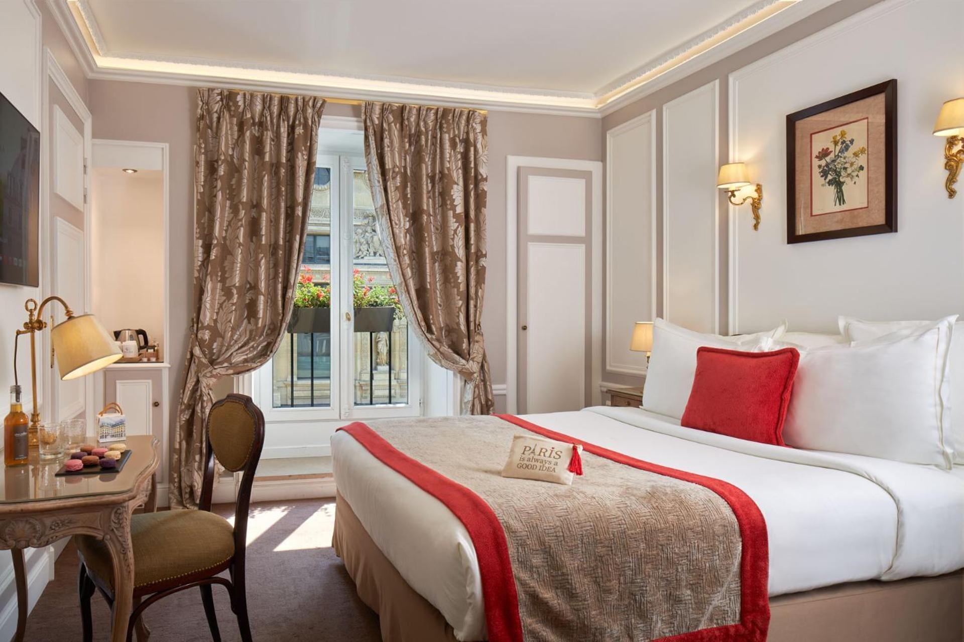 Hotel Regina Louvre Paris Bagian luar foto