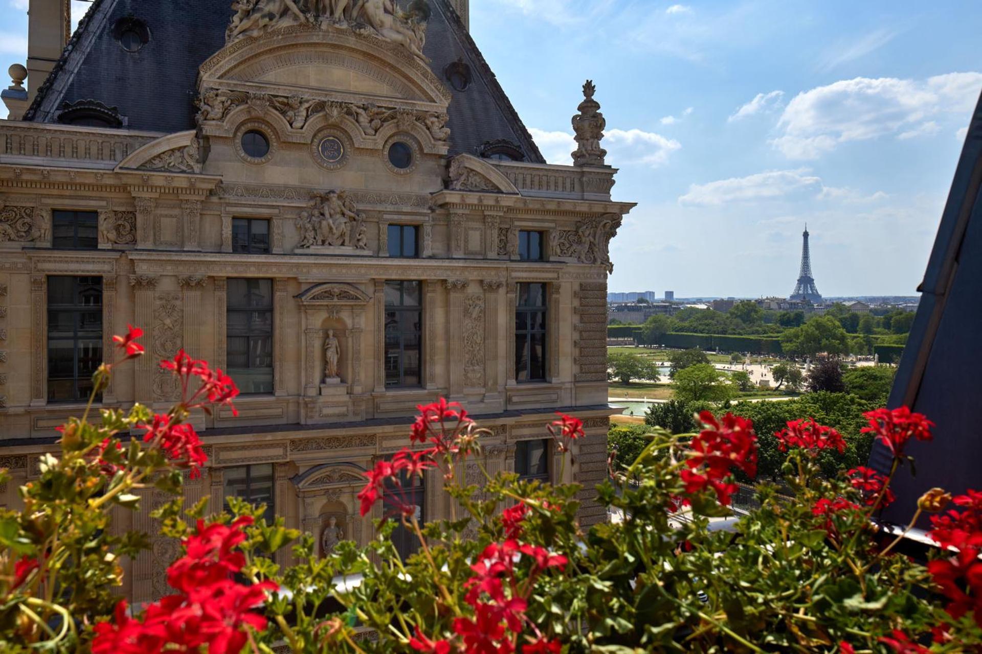 Hotel Regina Louvre Paris Bagian luar foto The Louvre