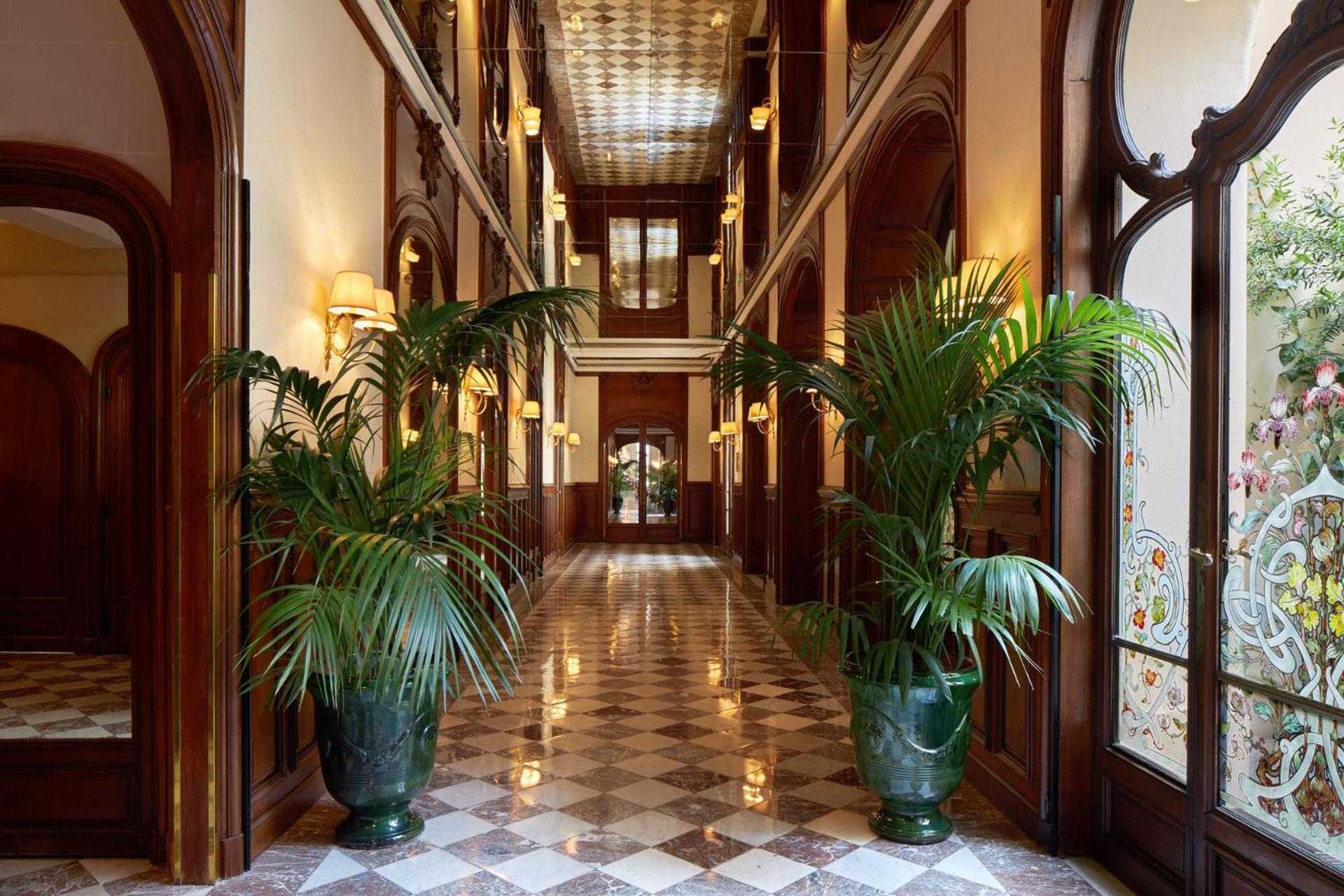 Hotel Regina Louvre Paris Bagian luar foto Interior of the hotel